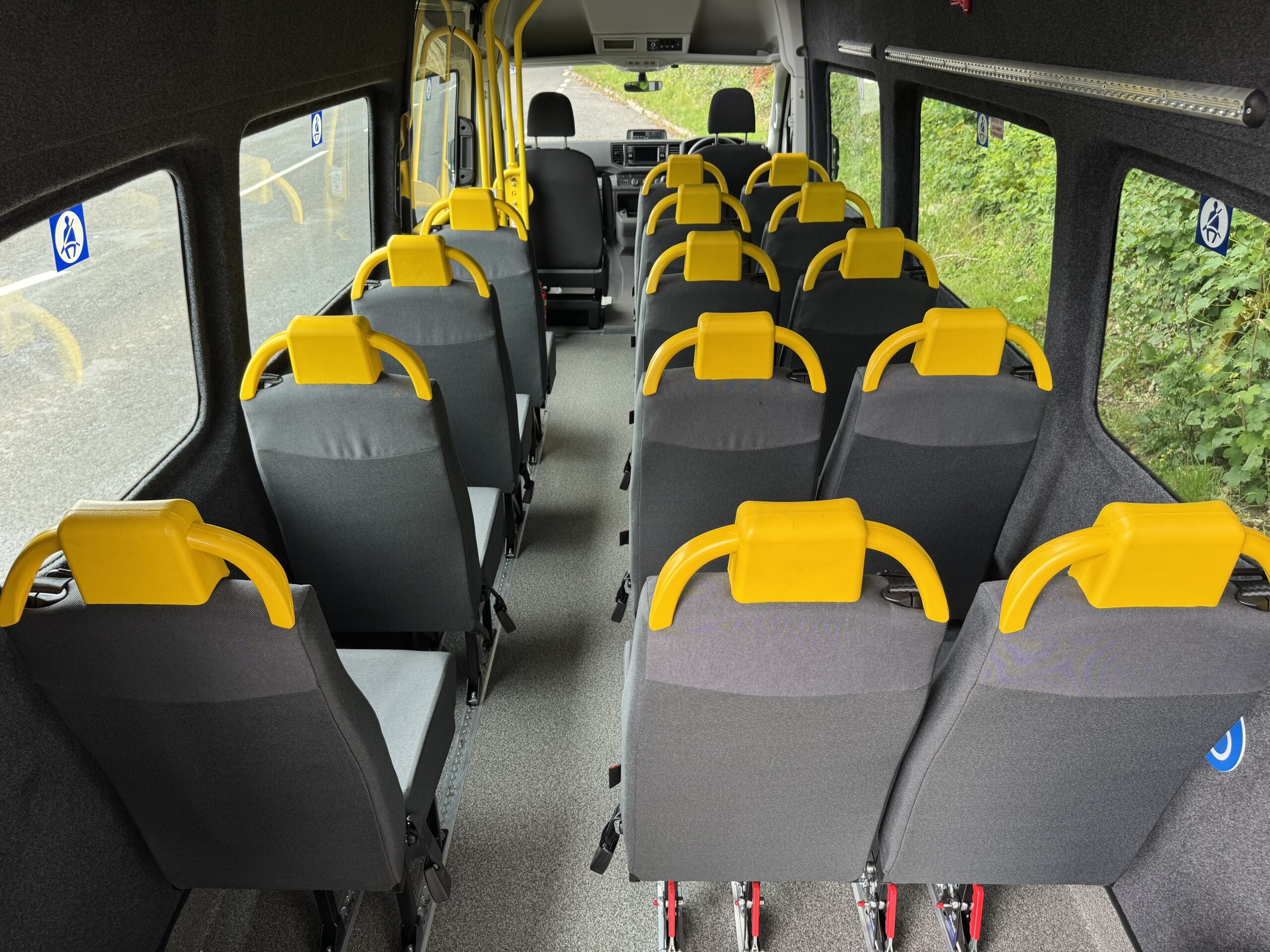 MAN TGE Minibus - Image 10