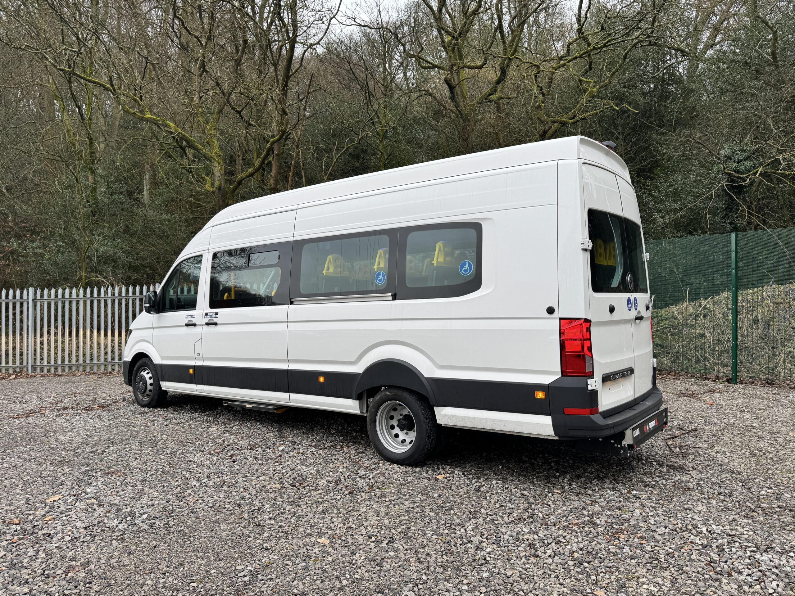 Volkswagen Crafter minibus - Image 3
