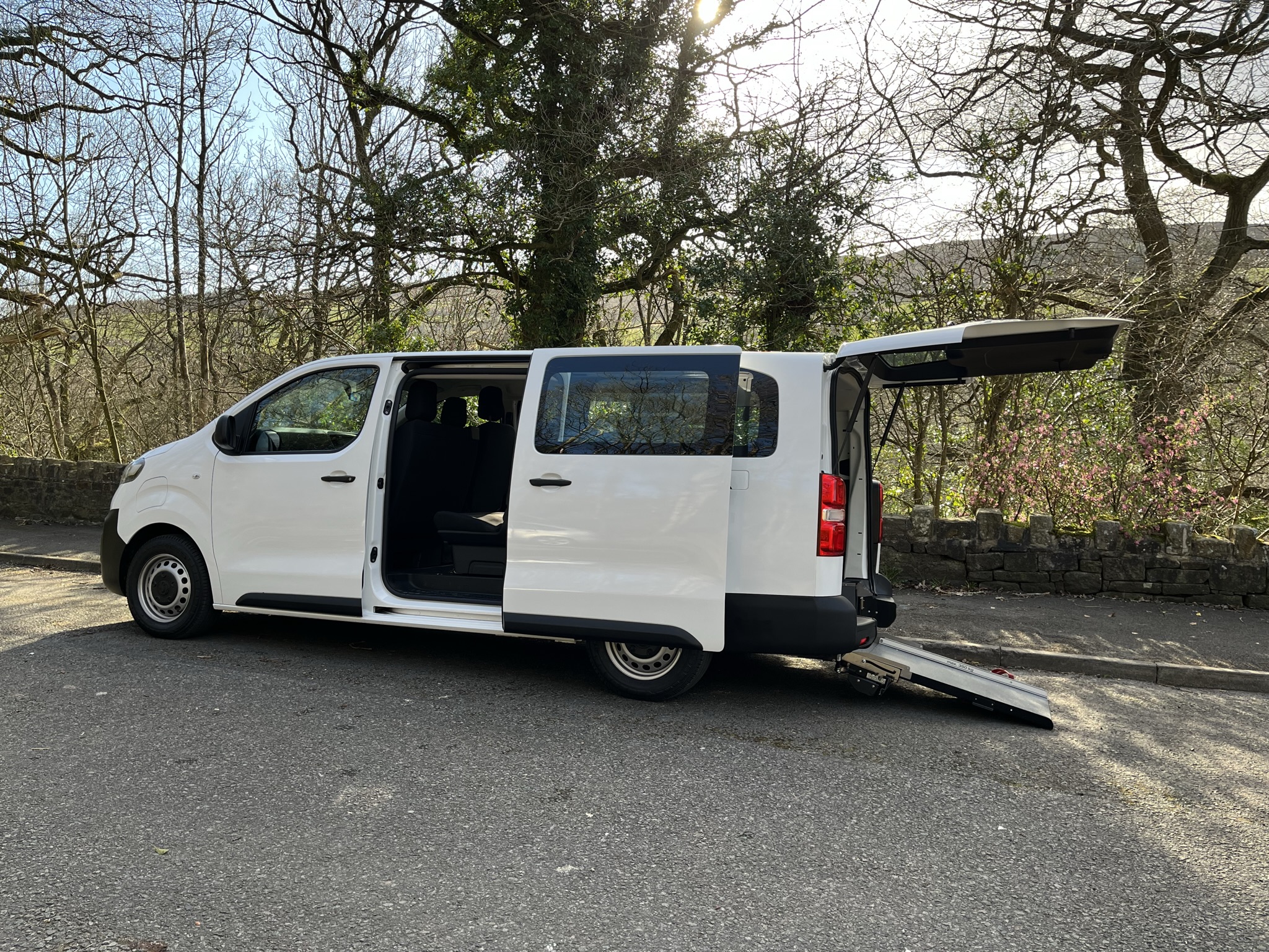 Vauxhall Vivaro e Life L - Image 5