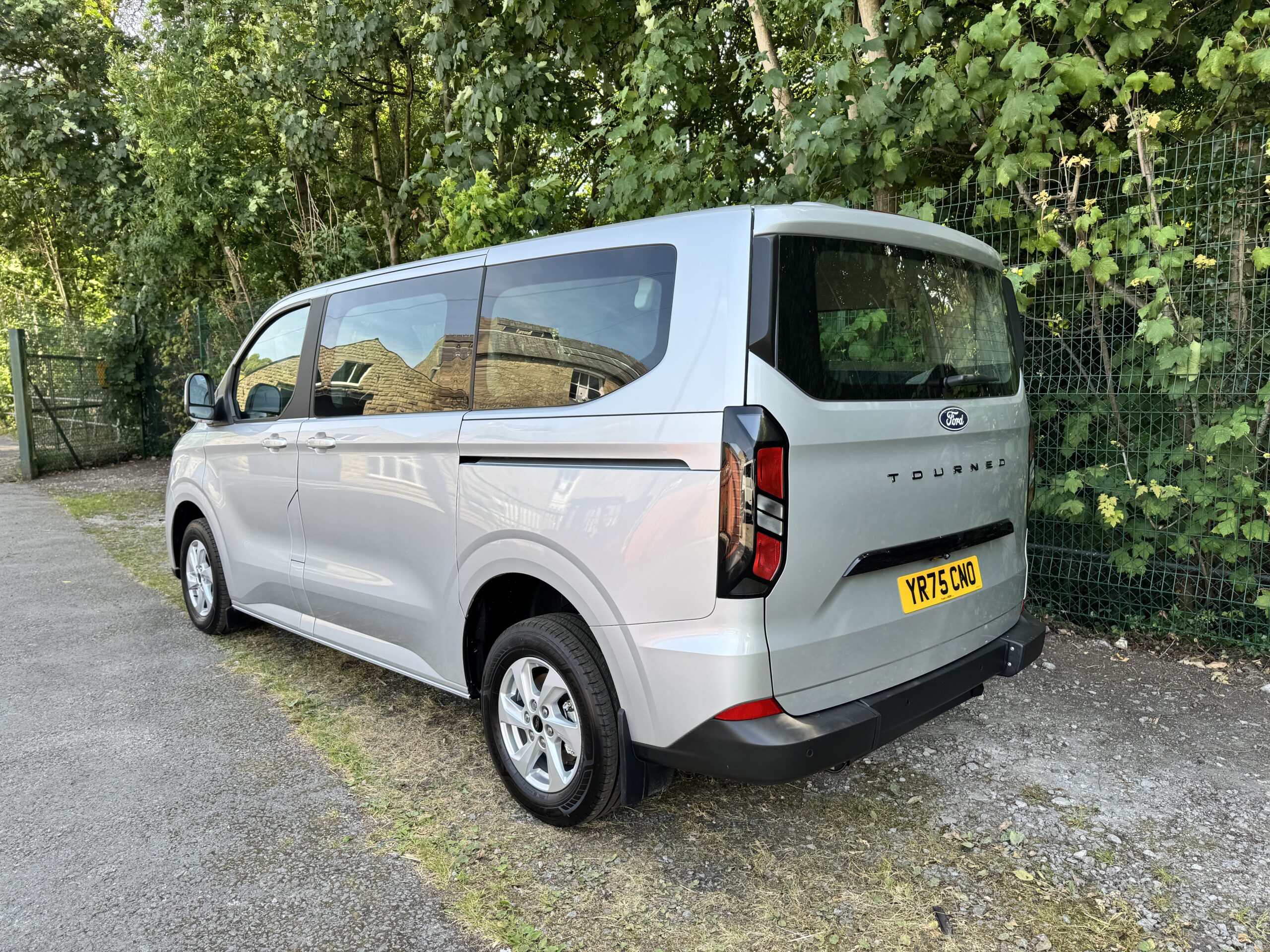 Ford Transit Custom Tourneo - Image 2