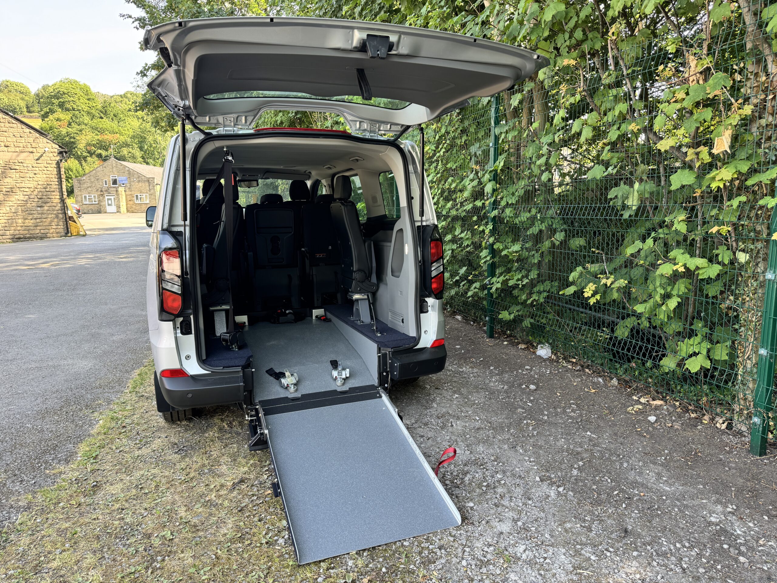 Ford Transit Custom Tourneo - Image 10